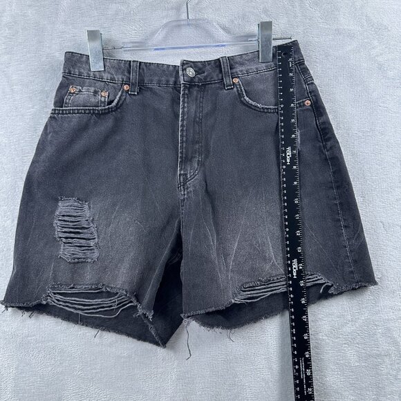 Divided by H&M Cut Off Jean Shorts Womens Size 10 Distressed High Rise Black - Picture 9 of 10